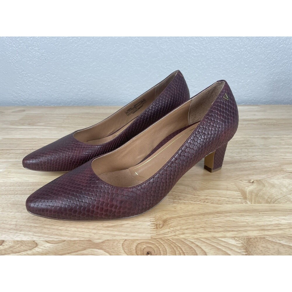 New VIONIC Women's Madison Mia Leather Pumps Comfort Merlot Red Maroon Snake 10M